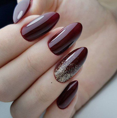 unha vinho escuro