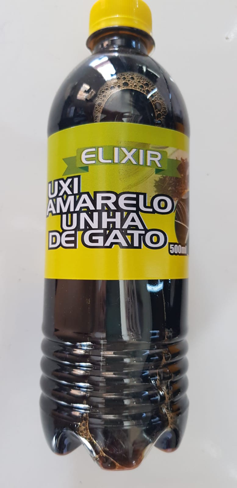 uxi amarelo unha de gato