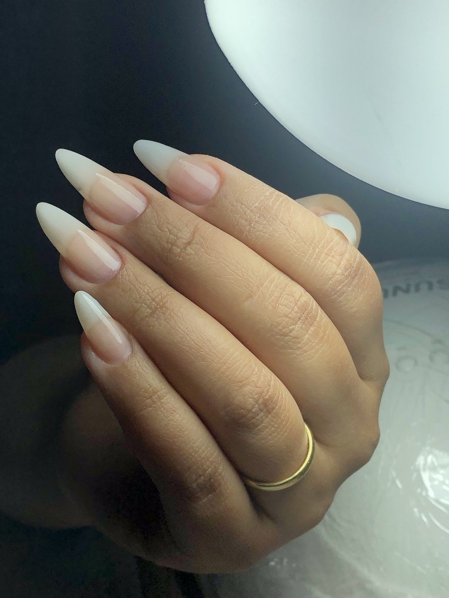unha almond ombré