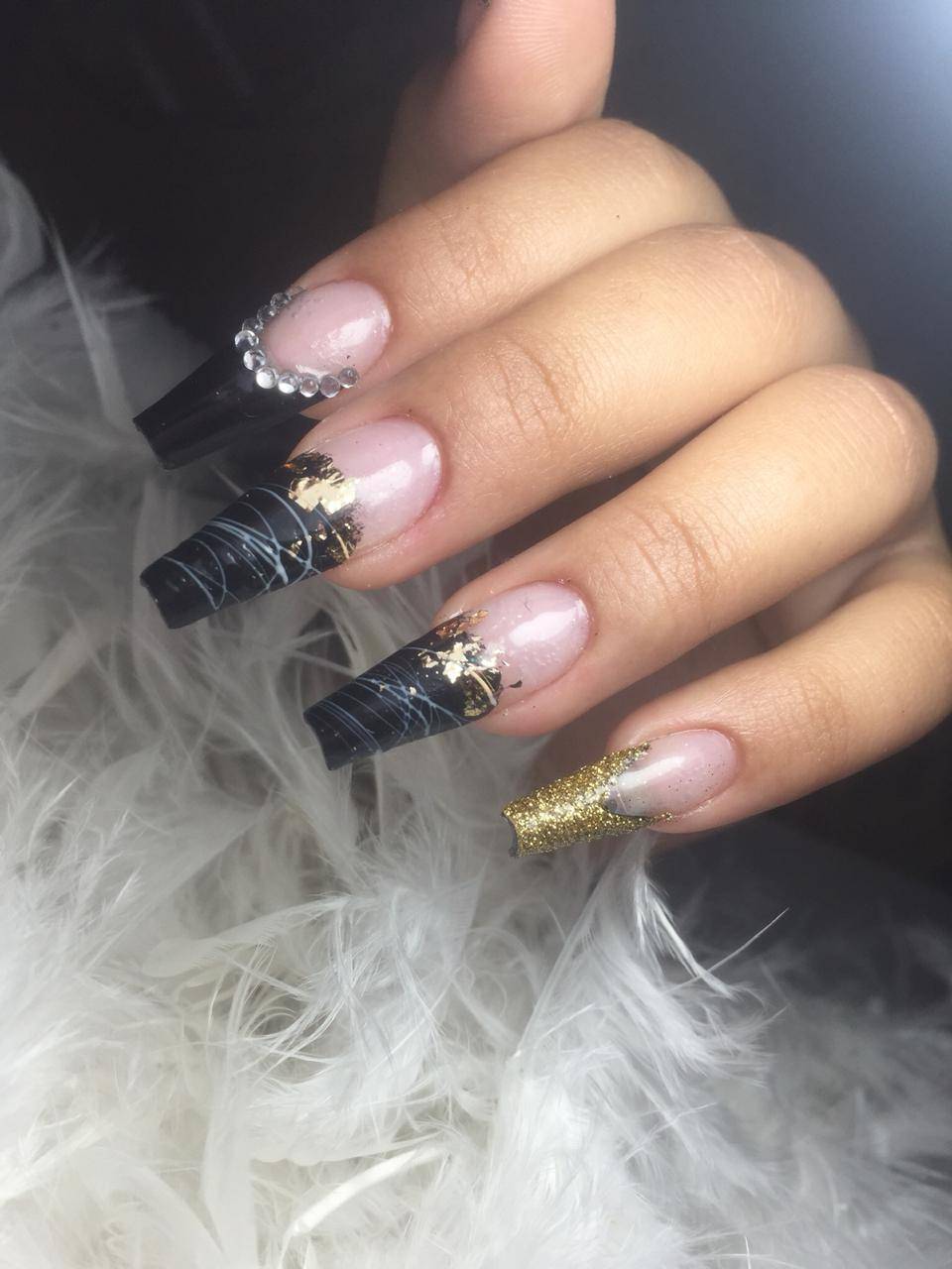 manutenção unhas postiças