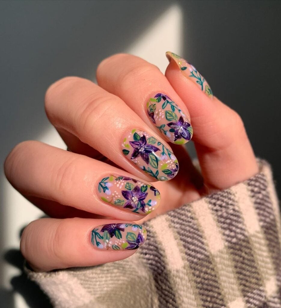 esmalte ameixa decorado