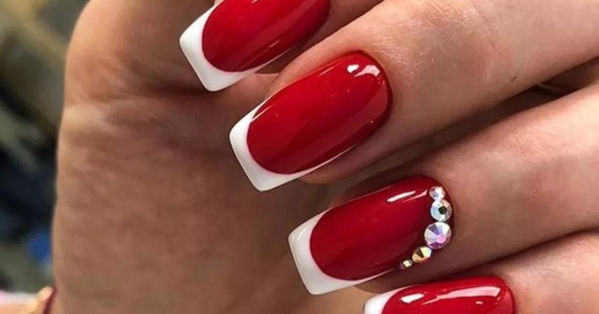 unha decorada vermelho e branco minimalista