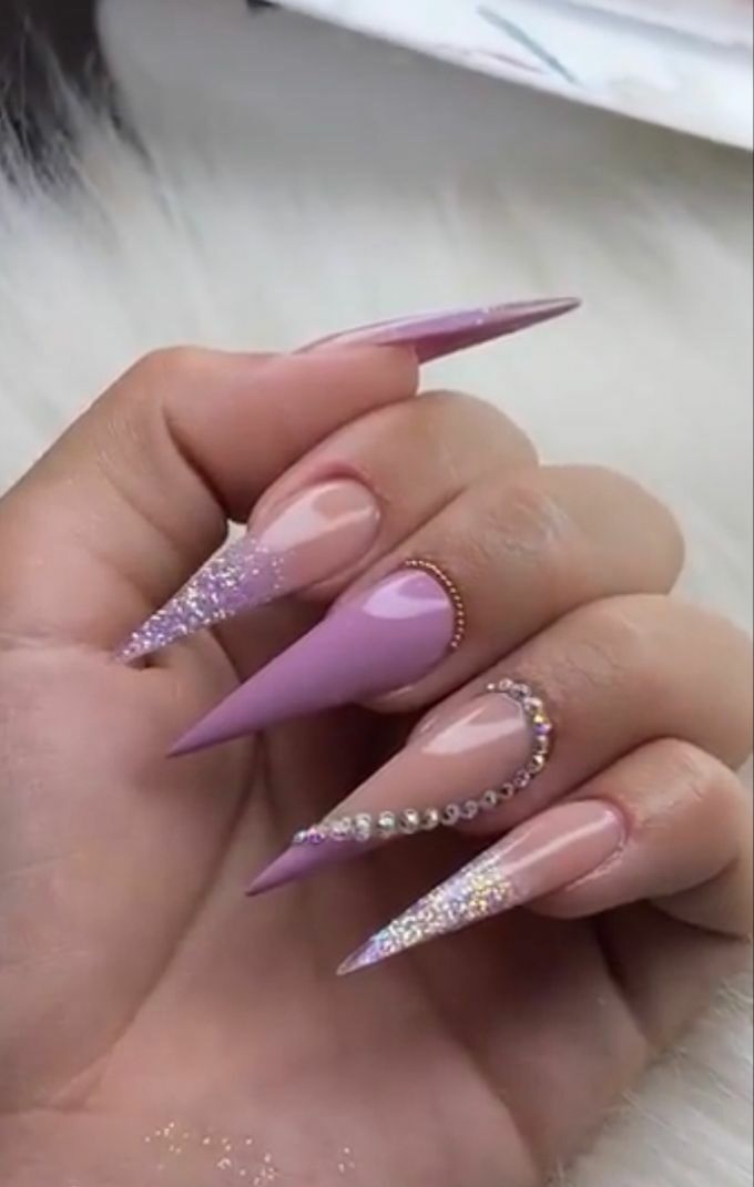 unha stiletto encapsulada