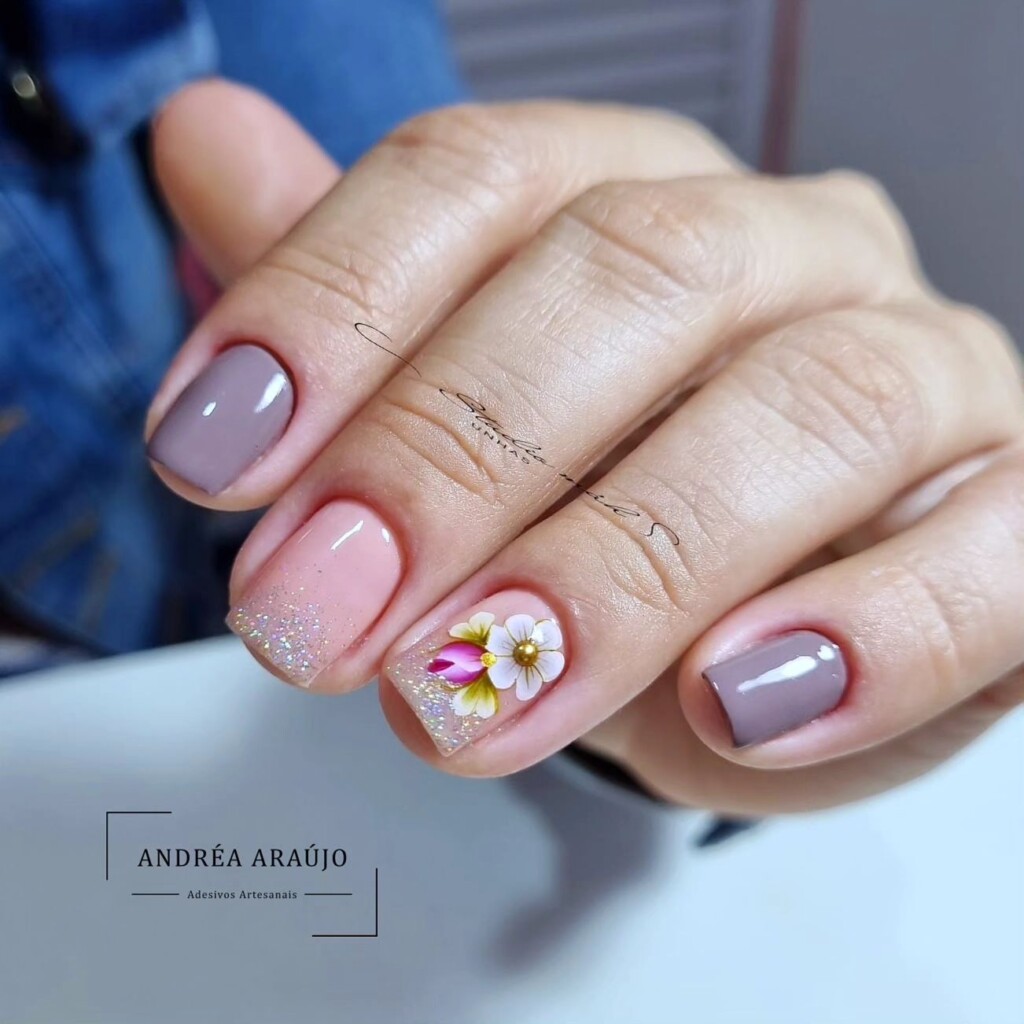 unhas curtas decoradas