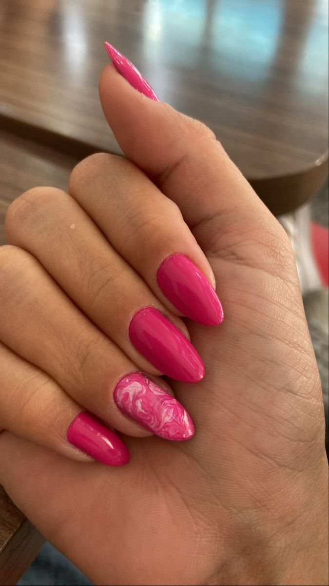 unha amendoada rosa decorada 2026