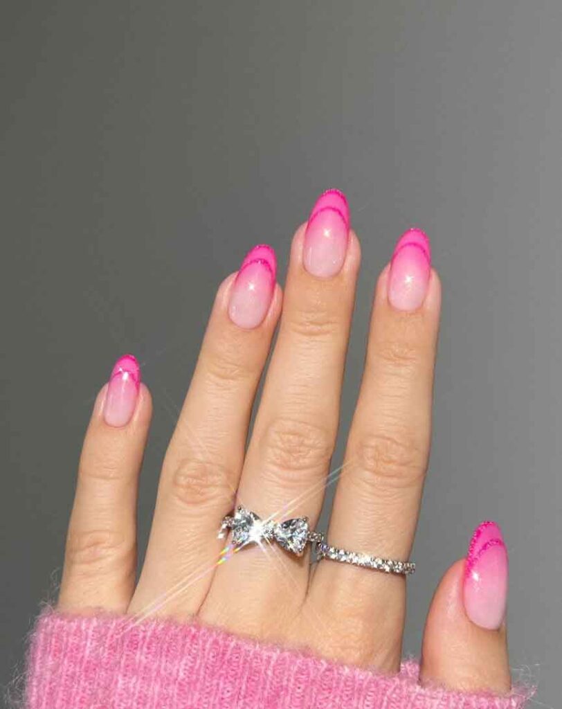 unha postiça amendoada rosa decorada