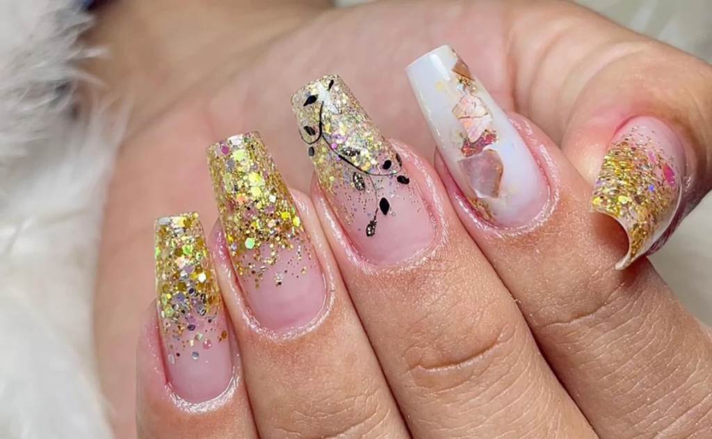 unha bailarina rosa decorada delicada