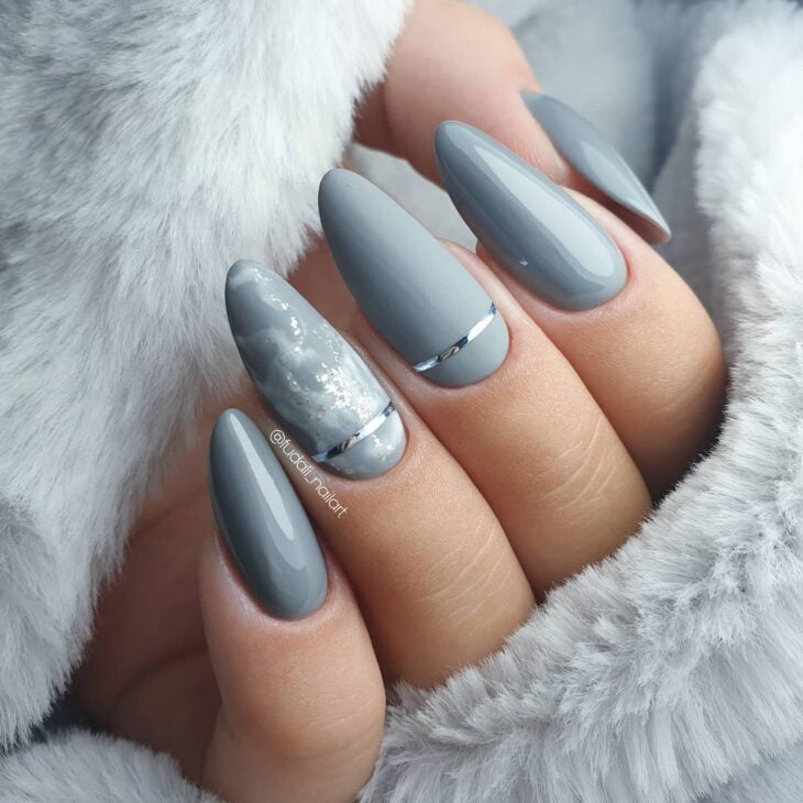 unhas cinza decoradas