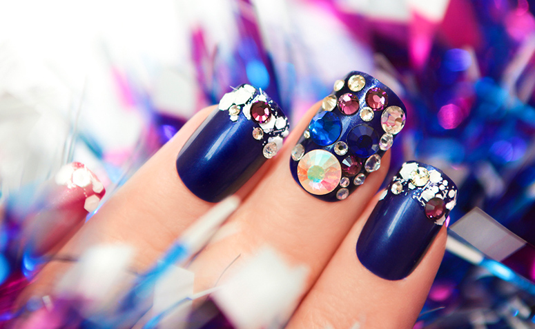 nail art com pedras