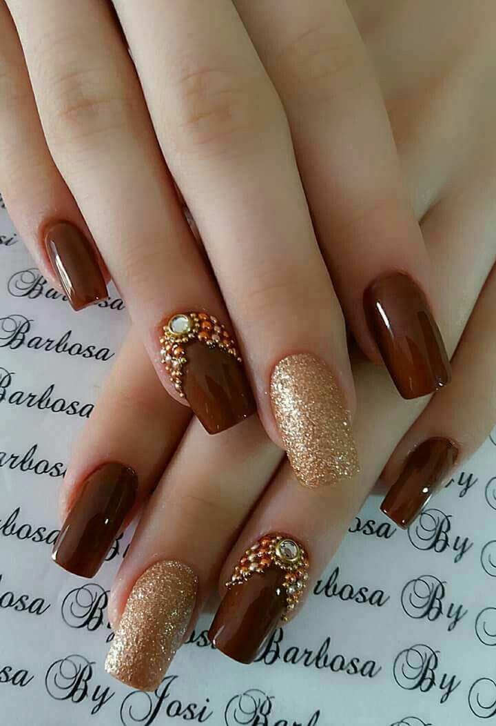 tendências de unhas marrons