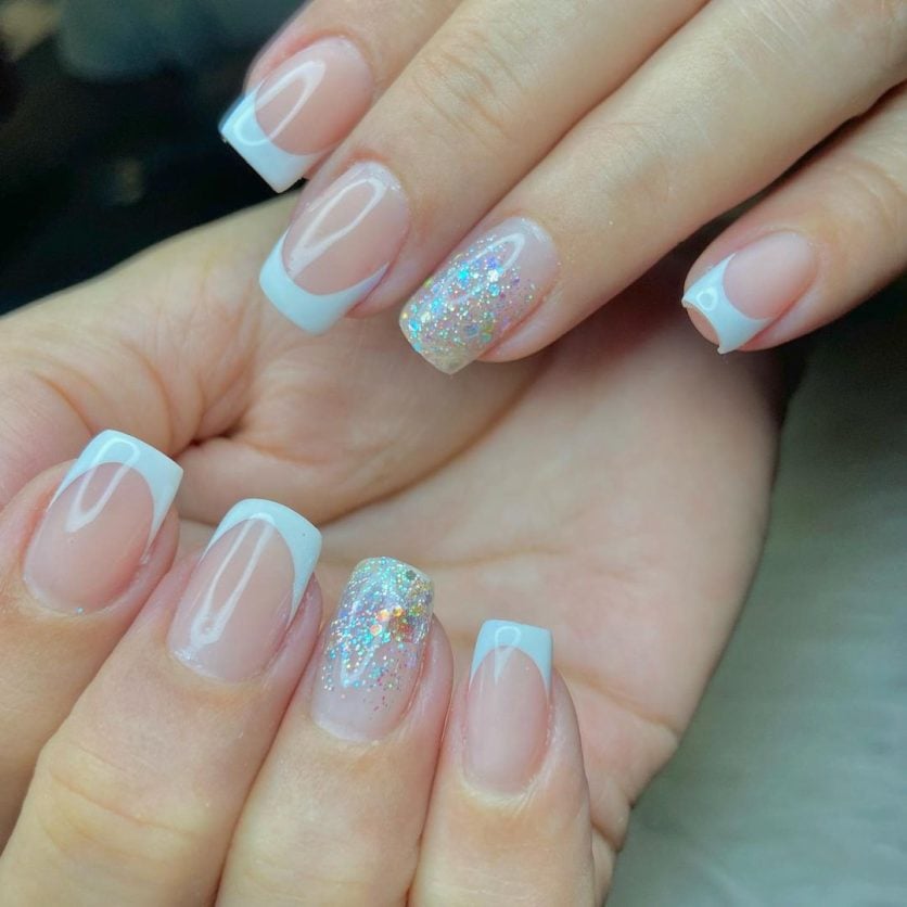 unha de gel francesinha com glitter