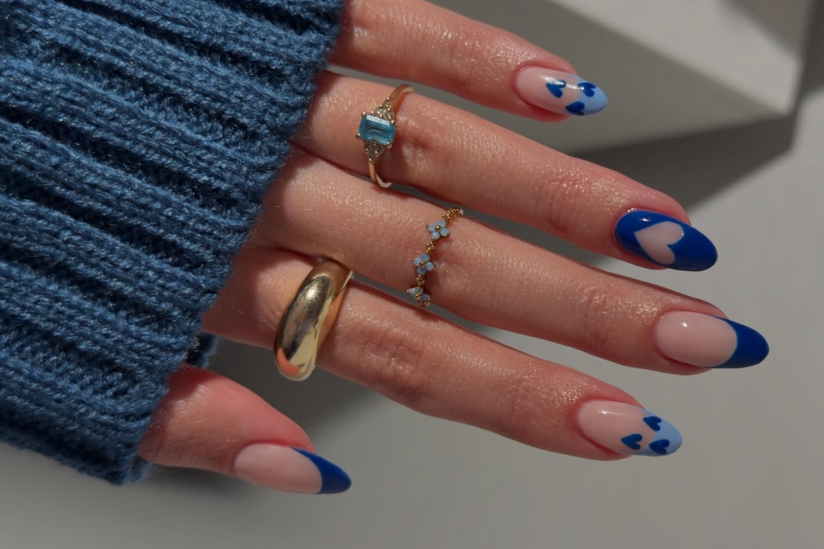 unhas azuis sofisticadas