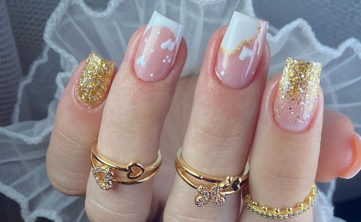unha francesinha com glitter