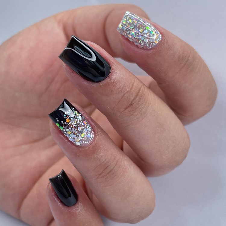 unhas de gel com glitter
