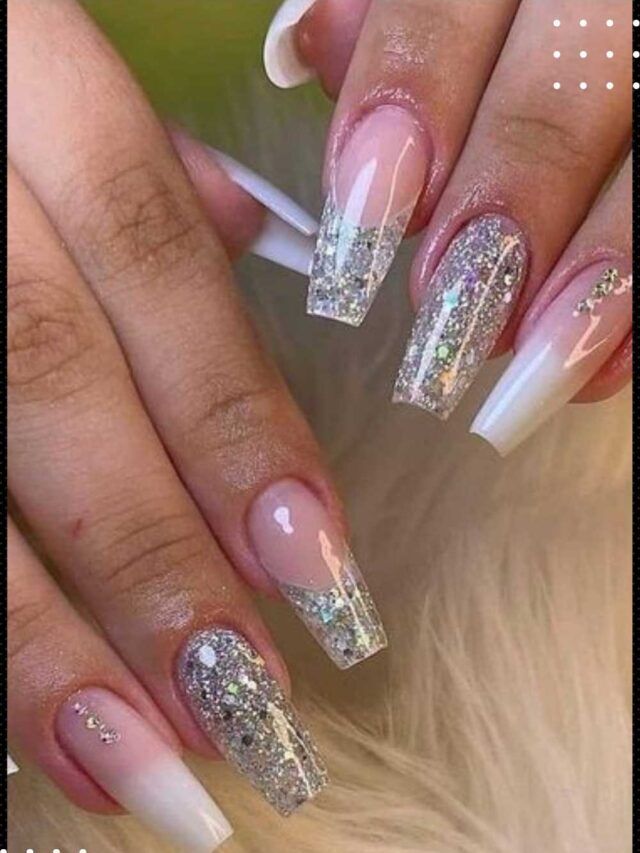 unhas delicadas com glitter