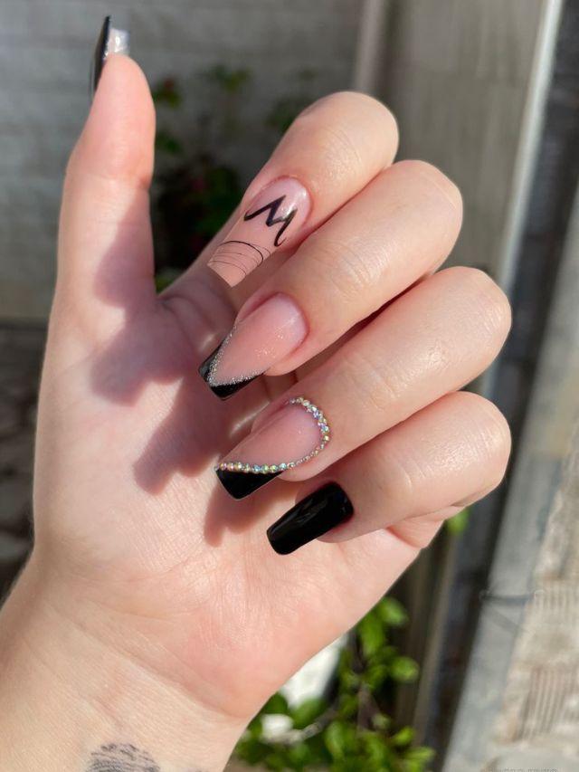 unha com inicial do nome