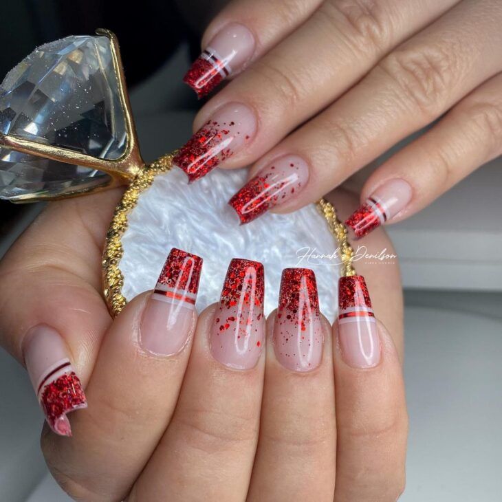 unhas vermelhas em gel decoradas
