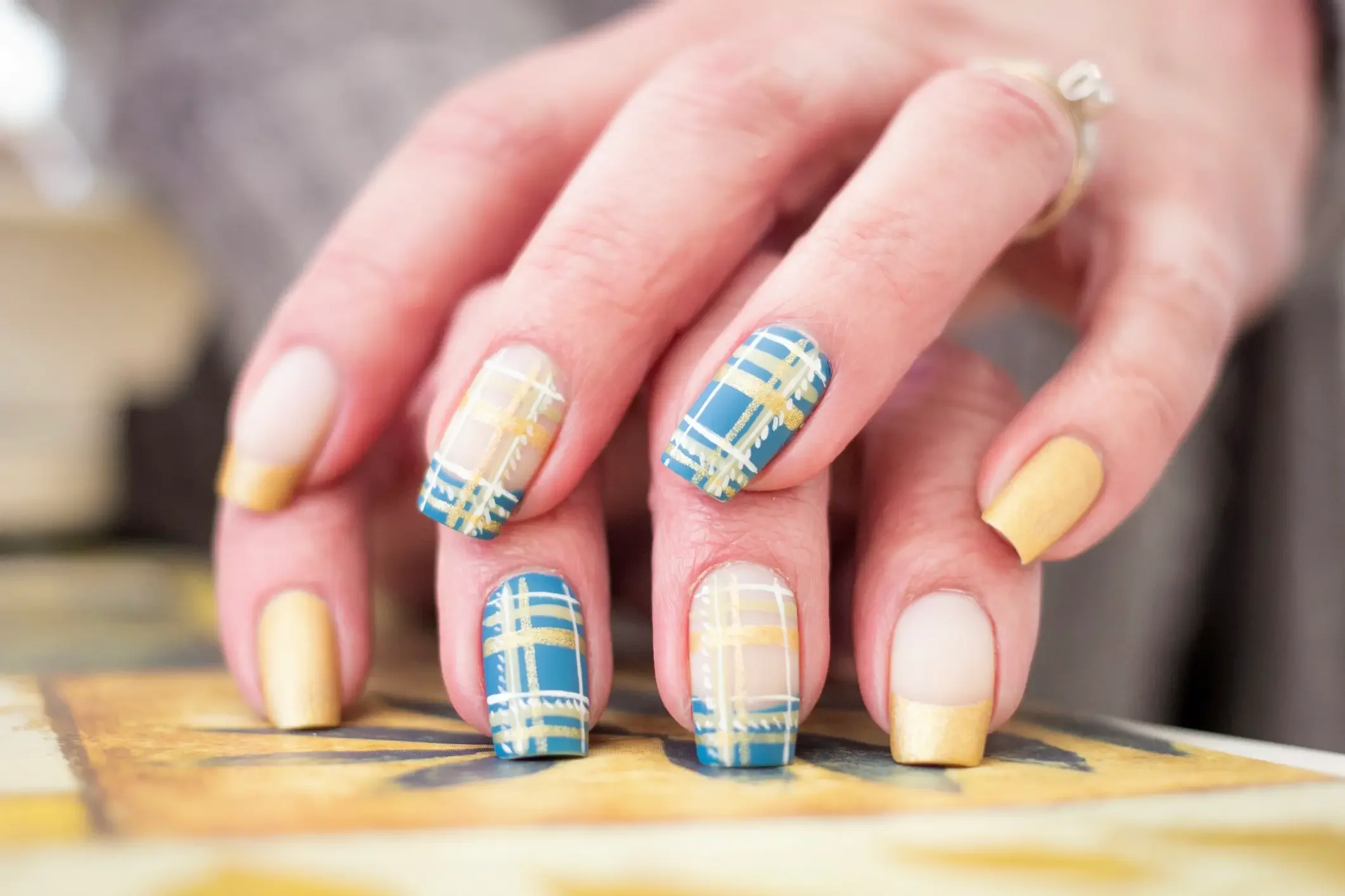 nail art sao joao