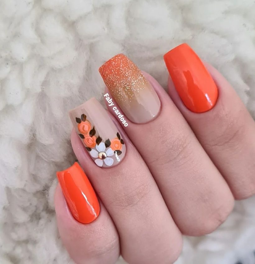 unhas com tema praia