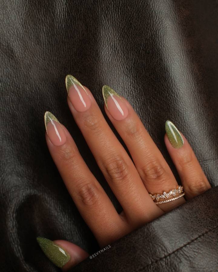 unha decorada verde musgo