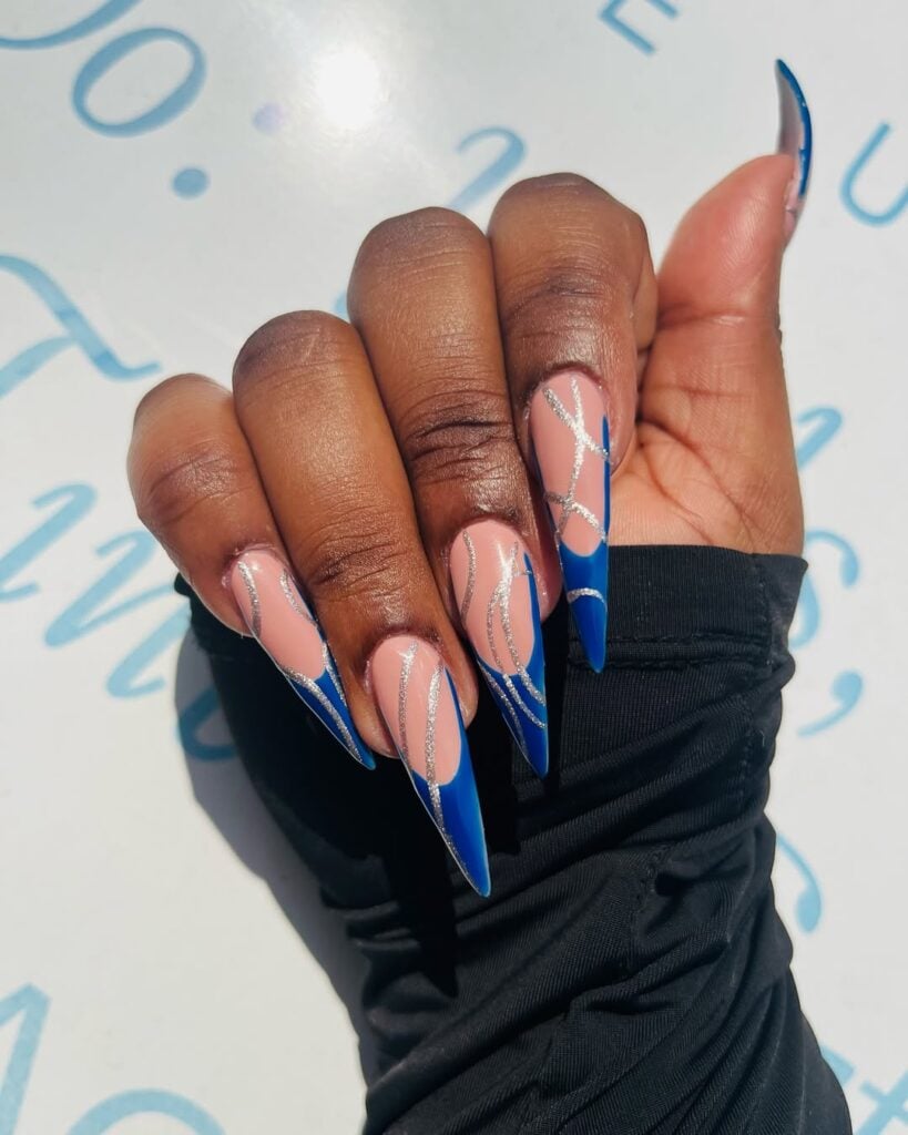 unhas azul marinho decoradas 2026