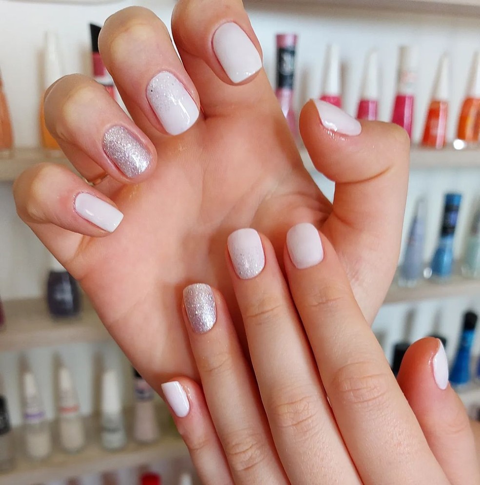 unhas metalizadas fim de ano
