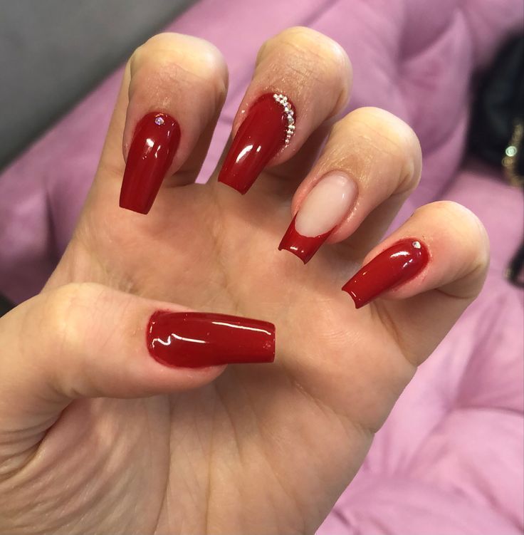 unha vermelha com glitter natal